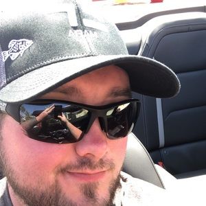 Meet your Posher, Dylan